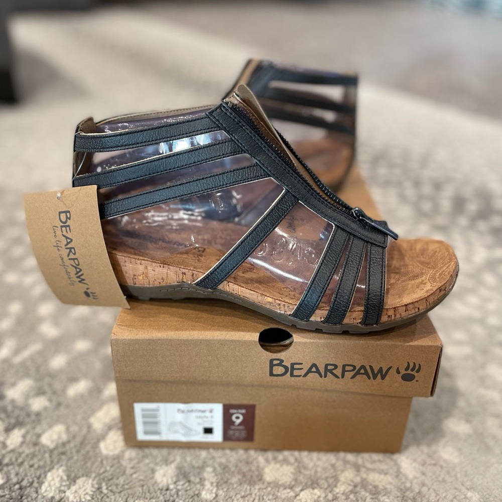 BEARPAW Women's Layla Sandal Size 9 NEW WITH TAGS & BOX